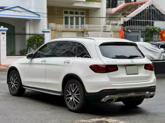 Mercedes-Benz GLC 200 V1 2022 - Xe 1 chủ mua mới từ đầu, đăng ký t6/2022