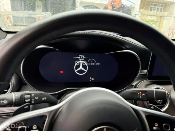 Mercedes-Benz GLC 200 V1 2022 - Xe 1 chủ mua mới từ đầu, đăng ký t6/2022