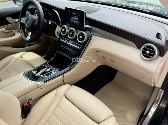 Mercedes-Benz GLC 300 4Matic 2019 - XANH LIMITED - HÓA ĐƠN CTY ĐẦY ĐỦ