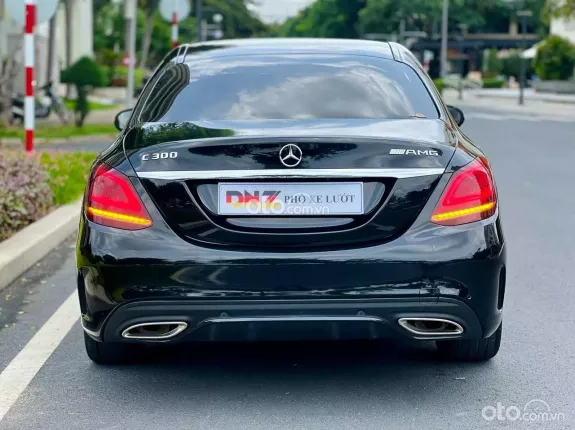 Mercedes-Benz C300 AMG 2020 - GIÁ SIÊU TỐT - ƯU ĐÃI TO