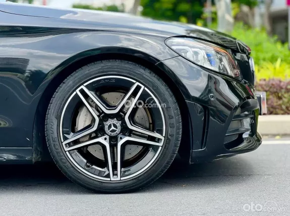Mercedes-Benz C300 AMG 2020 - GIÁ SIÊU TỐT - ƯU ĐÃI TO