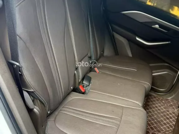 VinFast LUX SA2.0 Nâng cao 2022 - Xe đẹp bản plus, giá tốt thương lượng