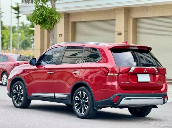 Mitsubishi Outlander 2.0 CVT 2020 - Xe chủ đi giữ gìn, giá tốt thương lượng