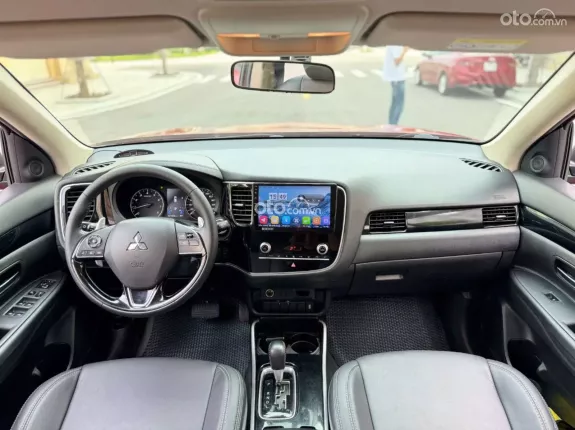 Mitsubishi Outlander 2.0 CVT 2020 - Xe chủ đi giữ gìn, giá tốt thương lượng