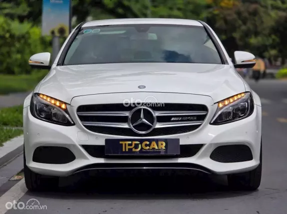 Mercedes-Benz C200 2.0 AT 2016 - Mercedes-Benz C200 trắng/kem sx2016