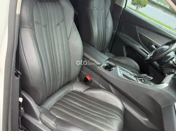 Peugeot 3008 Allure 2021 - Xe trang bị nhiều đồ, màn cam,.. Giá tốt sang tên ngay