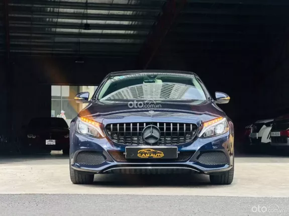 Mercedes-Benz C200 2.0 AT 2017 - Xe đẹp long lanh, nâng cấp nhiều đồ xịn
