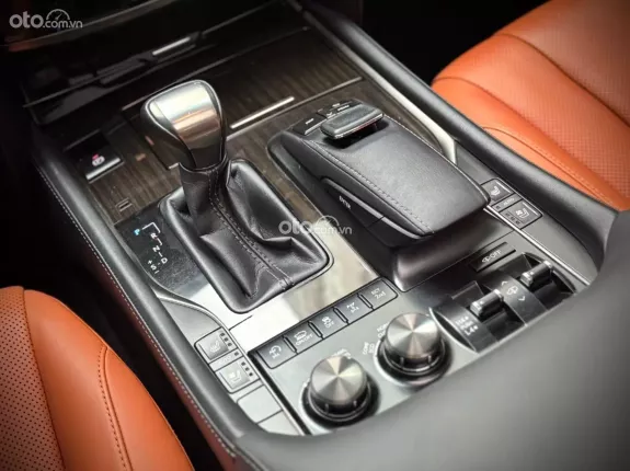 Lexus LX 570 Super Sport 2018 - Siêu phẩm Trung Đông cao cấp giá chỉ 6 tỏi