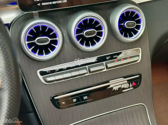 Mercedes-Benz GLC 300 4Matic V1 2022 - Bao check xe thoải mái