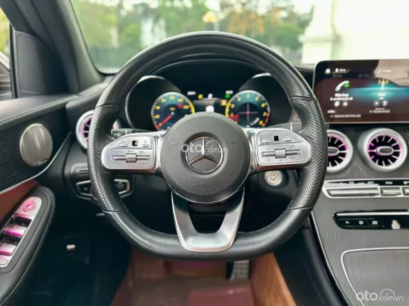 Mercedes-Benz GLC 300 4Matic V1 2022 - Bao check xe thoải mái