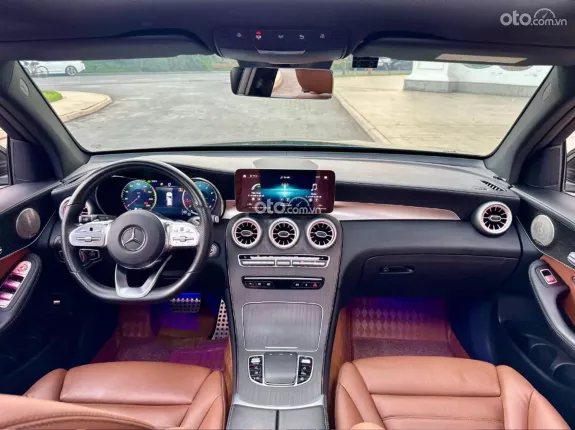 Mercedes-Benz GLC 300 4Matic V1 2022 - Bao check xe thoải mái