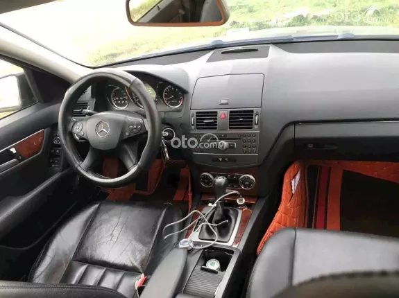 Mercedes-Benz C250 AMG 2010 - Đẹp và rẻ bất ngờ