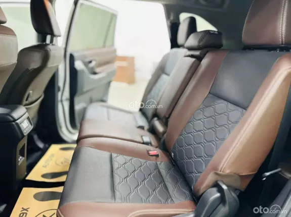 Toyota Innova Cross Xăng 2024 - Xe lướt như mới, ODO chỉ 23.000 km