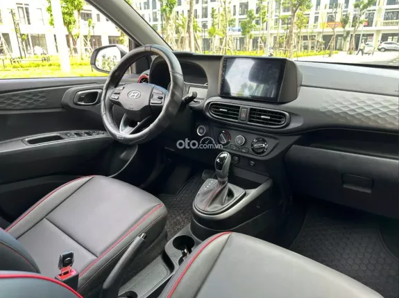 Hyundai Grand i10 2023 - Xe siêu lướt 12.000 km, giá tốt sang tên