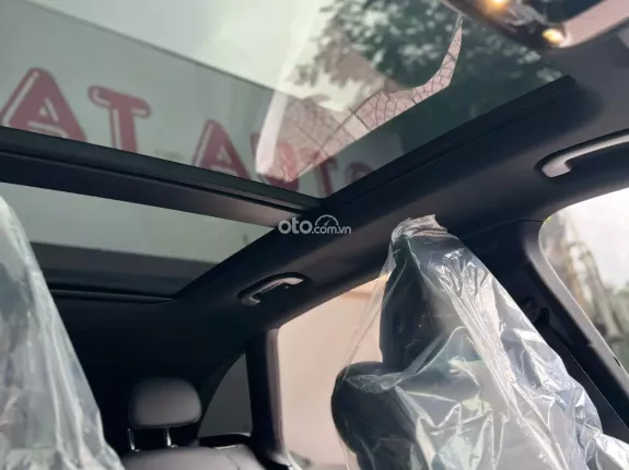 Mercedes-Benz GLC 300 2023 - Chủ đi siêu ít