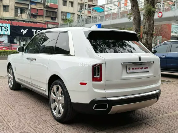 Rolls-Royce Cullinan 2019 - Hàng hiếm khó tìm, siêu chất cho các anh chị