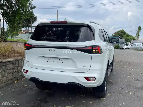 Isuzu mu-X 1.9 B7 4x2 MT 2025 - Ưu đãi khủng tiền mặt - Trả trước từ 250 tr