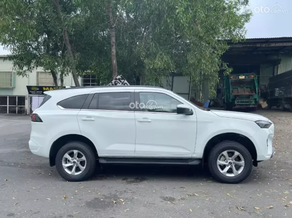 Isuzu mu-X 1.9 B7 4x2 MT 2025 - Ưu đãi khủng tiền mặt - Trả trước từ 250 tr