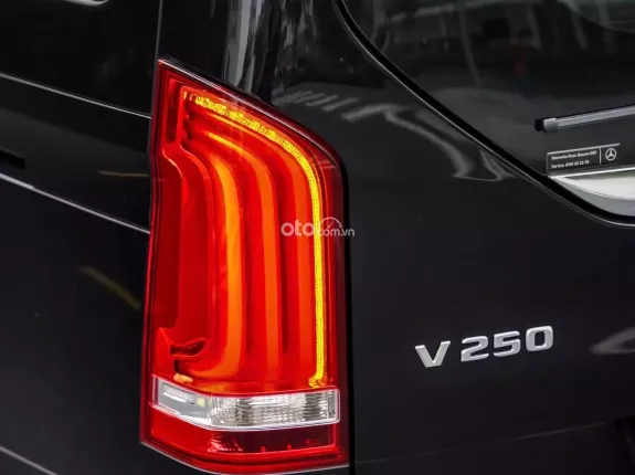 Mercedes-Benz V250 Luxury 2019 - Mercedes V250 Luxury 2019 lướt nhẹ cực đẹp