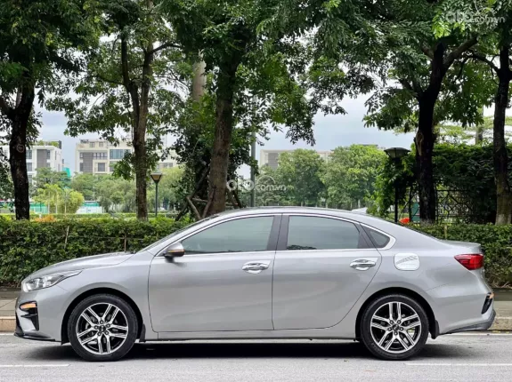 Kia Cerato 1.6 AT Luxury 2018 - Tài chính rất hợp lý!
