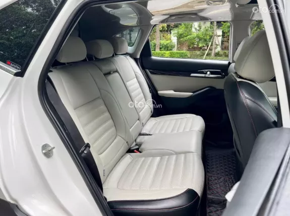 Kia Seltos 1.4 Premium 2021 - Siêu đẹp!