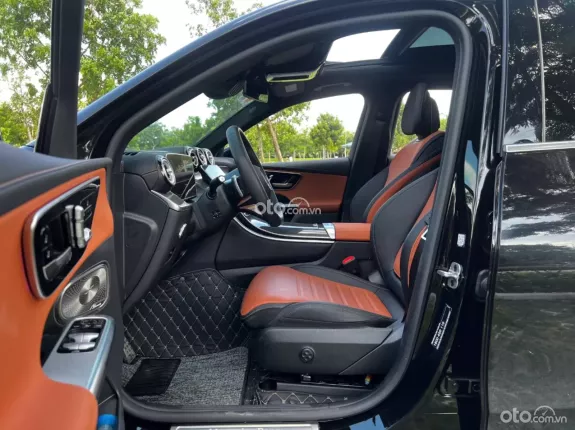 Mercedes-Benz GLC 300 4Matic 2024 - Mercedes GLC300 4Matic 2024 siêu lướt 4.500km như xe thùng