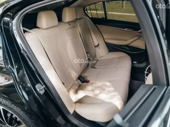 BMW 520i Luxury Line 2022 - BMW 520i Luxury Line 2022 lướt nhẹ 23.000km cực đẹp