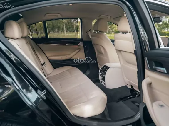 BMW 520i Luxury Line 2022 - BMW 520i Luxury Line 2022 lướt nhẹ 23.000km cực đẹp