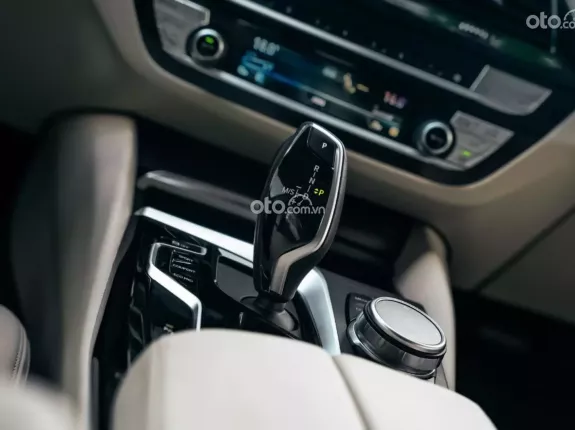 BMW 520i Luxury Line 2022 - BMW 520i Luxury Line 2022 lướt nhẹ 23.000km cực đẹp