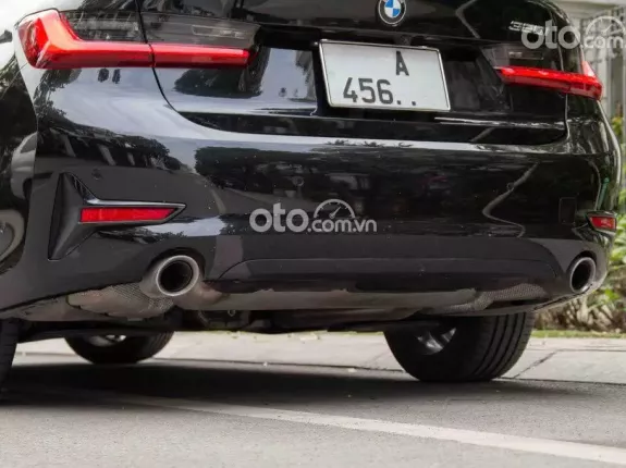 BMW 320i Sport Line 2022 - Full black cực ngầu