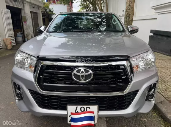 Toyota Hilux 2.4E 4×2 AT 2019 - Xe một chủ mua mới