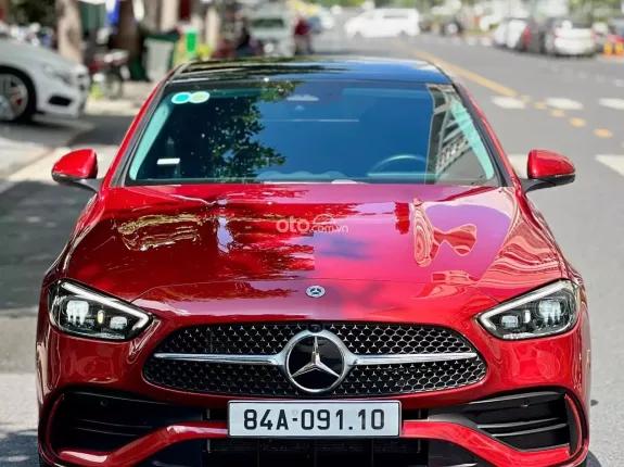 Mercedes-Benz C300 AMG 2022 - Tiết kiệm ngay 500tr, fix lộc ae nhanh gọn. Bank 70%