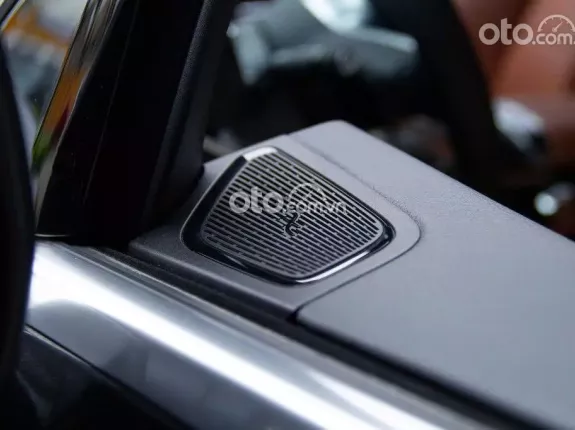 Mercedes-Benz GLC 200 4Matic 2023 - Sản xuất 2023 đăng ký lần đầu tháng 9/2024