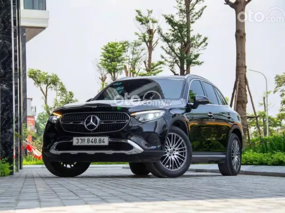 Mercedes-Benz GLC 200 4Matic 2023 - Sản xuất 2023 đăng ký lần đầu tháng 9/2024