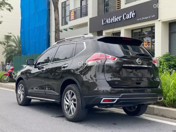Nissan X trail 2.5 SV 4WD Premium 2018 - Chính chủ tư nhân từ đầu biển Hà Nội