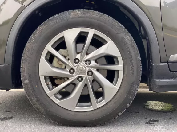 Nissan X trail 2.5 SV 4WD Premium 2018 - Chính chủ tư nhân từ đầu biển Hà Nội