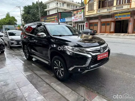 Mitsubishi Pajero Sport D 4x2 AT 2018 - SUV 7 chỗ cực đẹp, máy dầu cực khỏe, keo chỉ Zin tuyệt đối