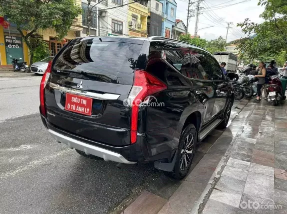 Mitsubishi Pajero Sport D 4x2 AT 2018 - SUV 7 chỗ cực đẹp, máy dầu cực khỏe, keo chỉ Zin tuyệt đối