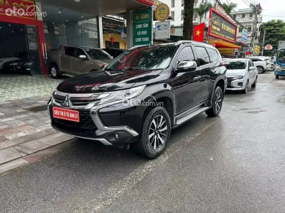 Mitsubishi Pajero Sport D 4x2 AT 2018 - SUV 7 chỗ cực đẹp, máy dầu cực khỏe, keo chỉ Zin tuyệt đối