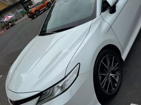 Toyota Camry 2.0Q 2022 - Xe đẹp, đủ hồ sơ, bảo hành full hãng