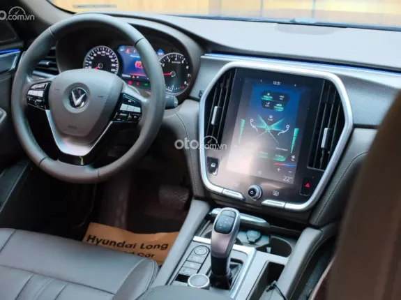 VinFast LUX A2.0 Tiêu chuẩn 2022 - Hỗ trợ trả góp 70% giá trị xe, bảo hành hãng