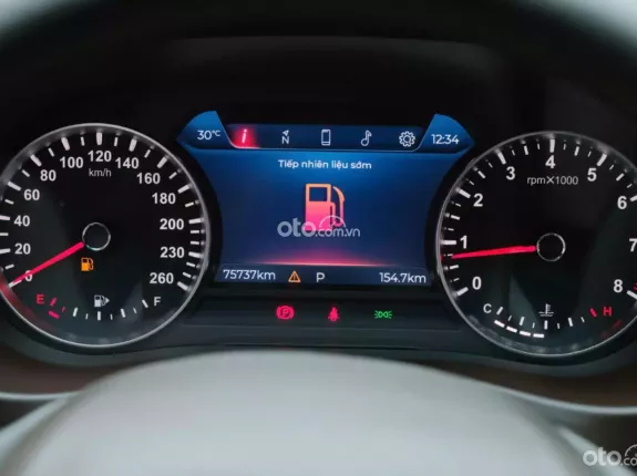 VinFast LUX A2.0 Tiêu chuẩn 2022 - Hỗ trợ trả góp 70% giá trị xe, bảo hành hãng