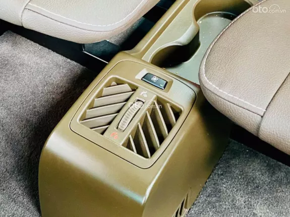 VinFast LUX SA2.0 Cao cấp 2020 - Xe gia đình bền bỉ, bảo hành đầy đủ