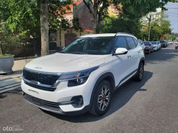 Kia Seltos 1.4 Luxury 2023 - Kia seltos 1.4 Luxury 2023
