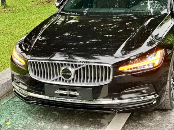 Volvo S90 ultimate 2022 - Duy nhất 1 bản tại VN full tính năng trục cơ sở kéo dài hơn E-class
