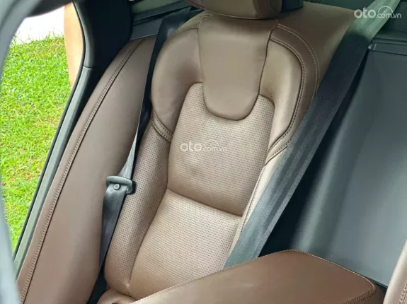 Volvo S90 ultimate 2022 - Duy nhất 1 bản tại VN full tính năng trục cơ sở kéo dài hơn E-class