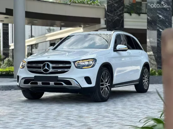 Mercedes-Benz GLC 200 V1 2022 - Xe một chủ mua mới từ đâu, nguyên zin bao check cả xe