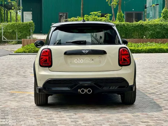 Mini Cooper S 3 cửa 2022 - Cập bến 1 em hàng hiếm cho các chị em