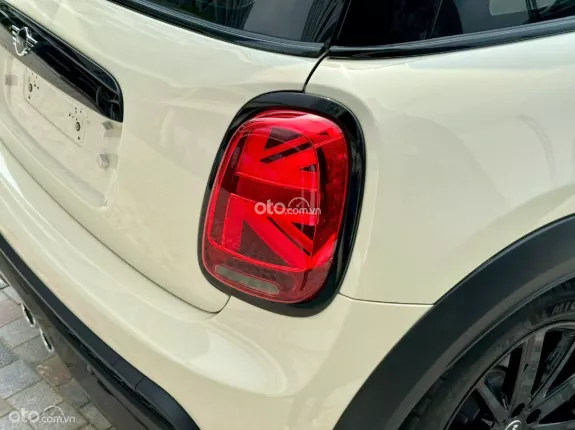 Mini Cooper S 3 cửa 2022 - Cập bến 1 em hàng hiếm cho các chị em