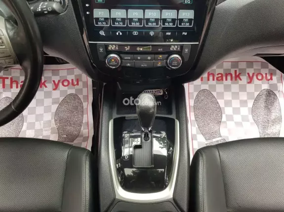 Nissan X trail 2.5 SV 4WD 2018 - Nissan X trail 2.5 SV 4WD Premium 2018